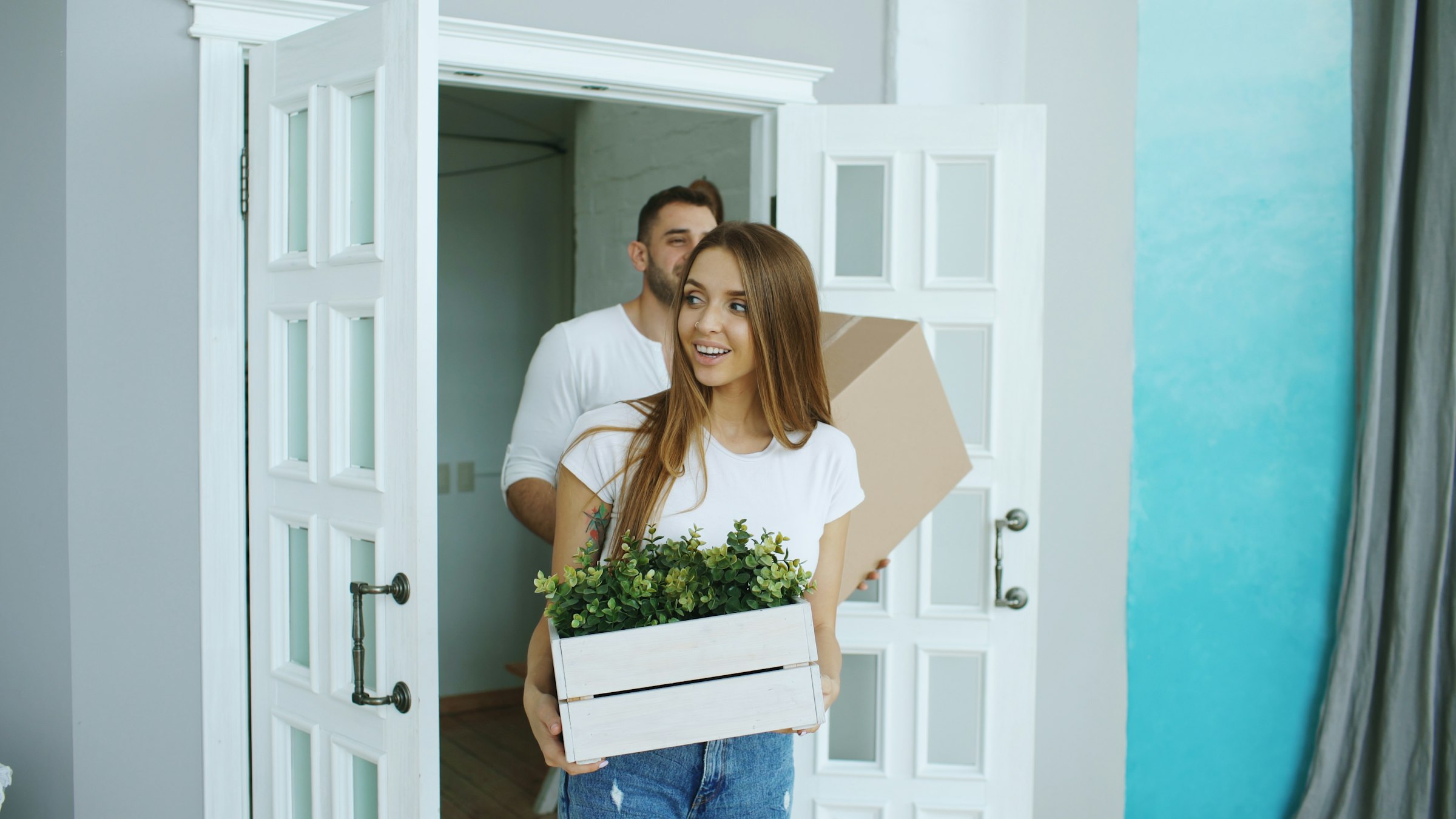 Florida homebuyer couple moving into their new home
